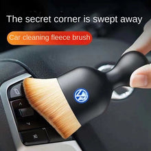 Load image into Gallery viewer, 4Pcs Car logo cleaning brushes
