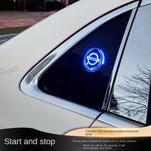 Cargar imagen en el visor de la galería, Luz de atmósfera de ventana triangular con logotipo de coche, luz de atmósfera de ventana triangular fotosensible inteligente 
